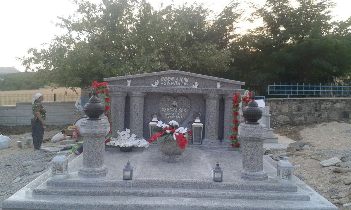 tunceli anıt mezar1