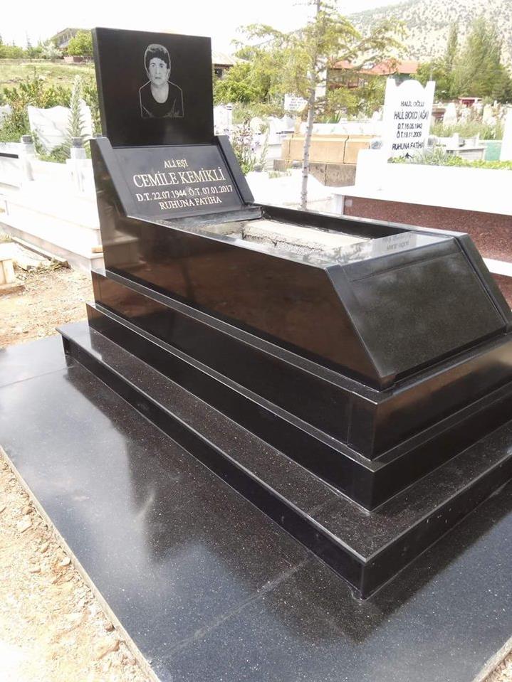 a Siyah Granit Mezar Modelleri - 2
