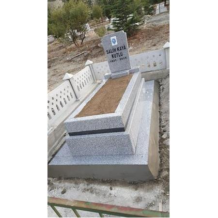Ankara'dan Sipariş, Isparta Uluborlu'ya Montajı Yapılan Mezar Modeli