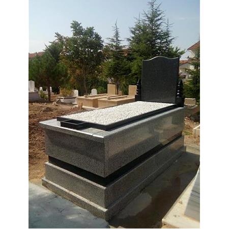 Kırşehir'e Montajı Yapılan Mezar Modeli