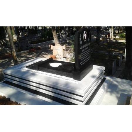 Mersin'de Montajı yapılan 13cm kalınlıkta Absolut Black Mezar Modeli