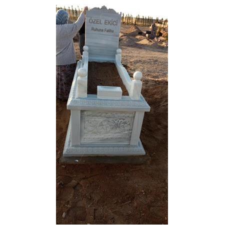 Nevşehir'e Montajını Yaptığımız Rölyef Kabartmalı Mermer Mezarımız